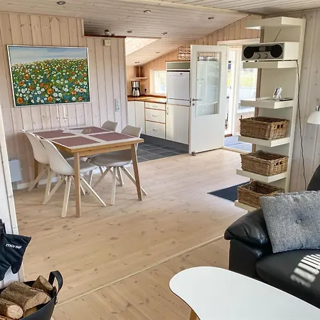 Laurits - 300m From The Sea By Interhome Løkken